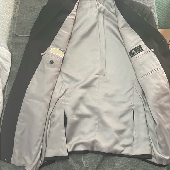 Michael Kors 100% Wool Sports Coat. Size M - Picture 3 of 5